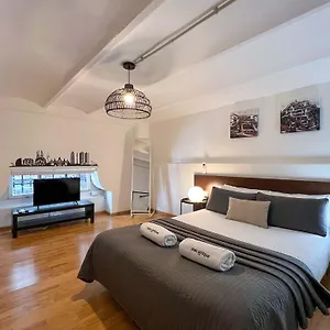 3bed2bath-duplex-in-the-heart-of-gracia.topbarcelonahotels.com/
